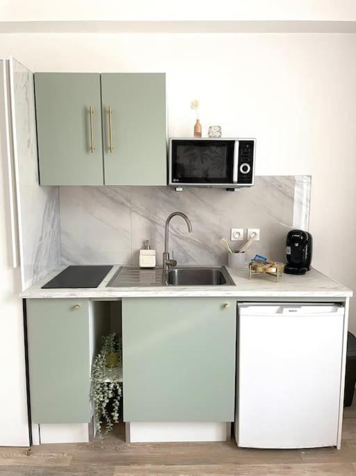 Studio 10Min Paris Centre I Cdg ドランシー エクステリア 写真